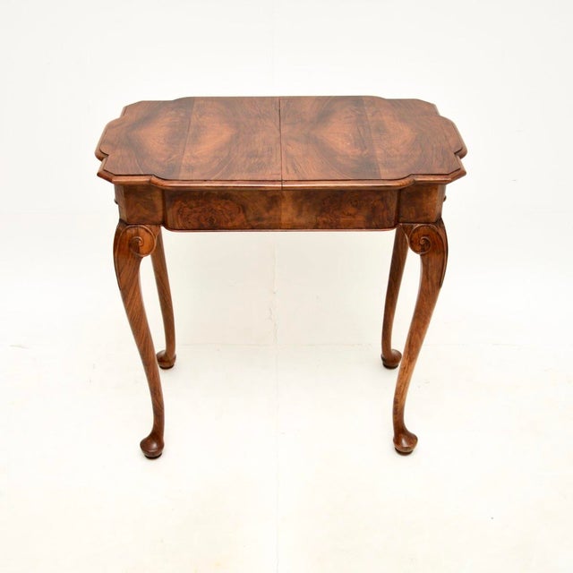 Figured Walnut Occasional Side Table, 1920s For Sale - Image 3 of 11