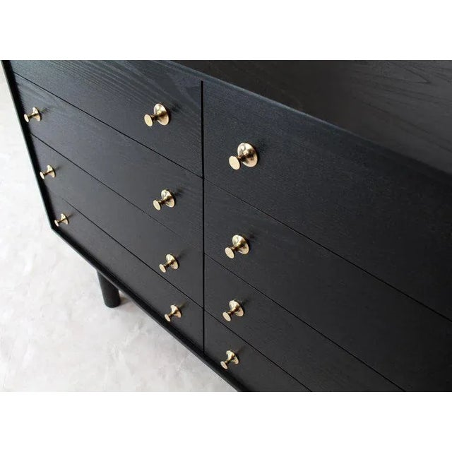 1960s Mid-Century Modern Ebonized Black Lacquer Double Dresser With Brass Pulls For Sale - Image 6 of 9
