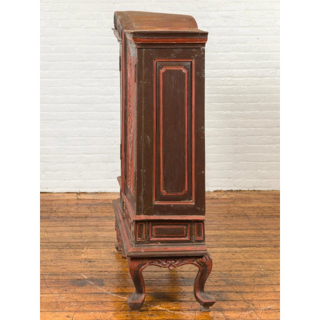 Dutch Colonial Late 19th Century Bonnet Top Cabinet with Carved Doors and Apron For Sale - Image 10 of 13