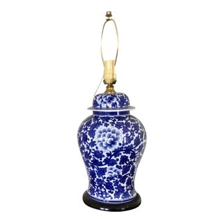 Chinoiserie Blue and White Lamp For Sale