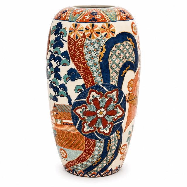 Ceramic Antique Japanese Imari Porcelain Vase, Meiji/Taishō Era, Circa 1900 For Sale - Image 7 of 9