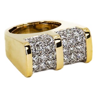 Late 20th Century 18k Fashion Diamond Ring, Size 6 For Sale