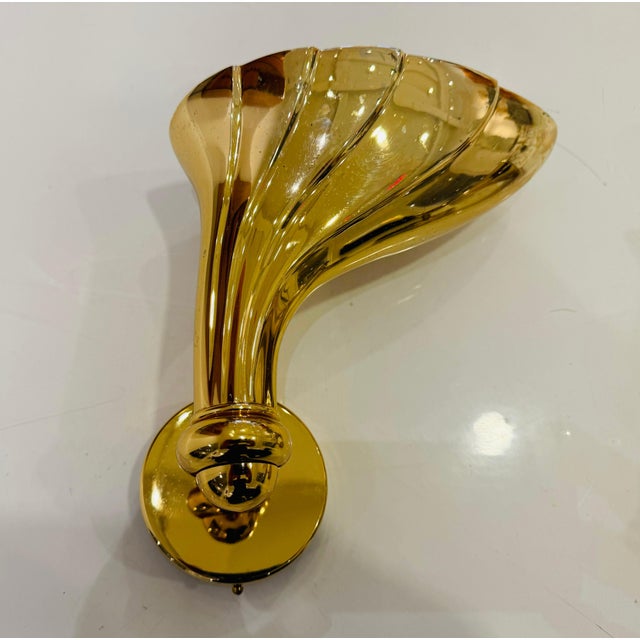 Gold Pair of Fratelli Martini 1980 Polished Bronze Italian Wall Lamps For Sale - Image 8 of 10