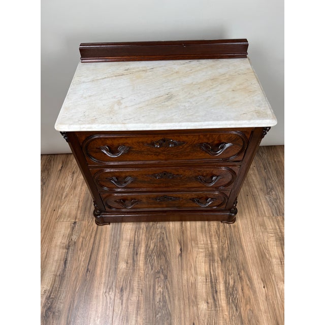 Antique Victorian Walnut Three Drawer Bachelor’s Chest C. 1880 For Sale - Image 4 of 12