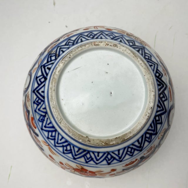 Ceramic 18th Century Japanese Porcelain Vases, Set of 2 For Sale - Image 7 of 10