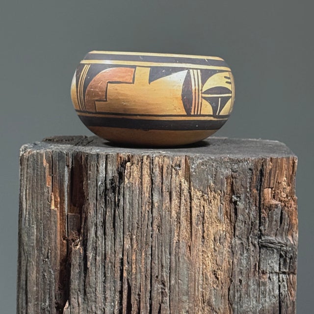 Native American Vintage Hopi Nellie Nampeyo Polychrome Clay Bowl, Signed For Sale - Image 3 of 6