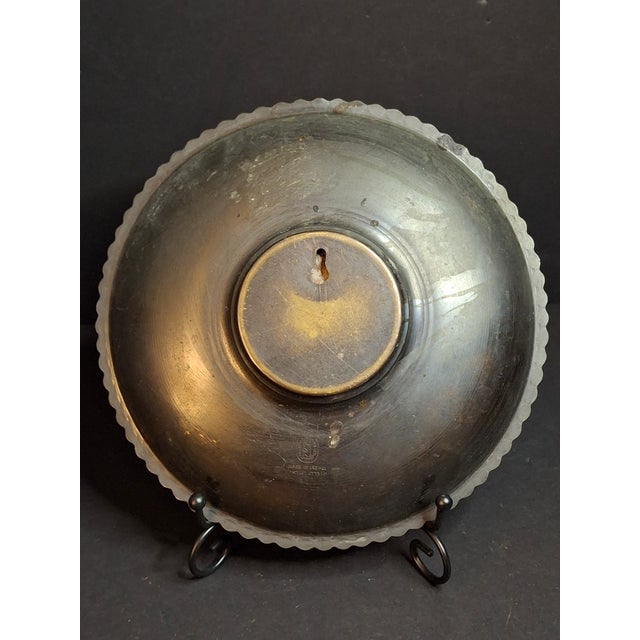 1950s Vintage Pal-Bell Israel Brass Rabbi Blowing Shofar Plate Scalloped Wall Plaque For Sale - Image 5 of 6
