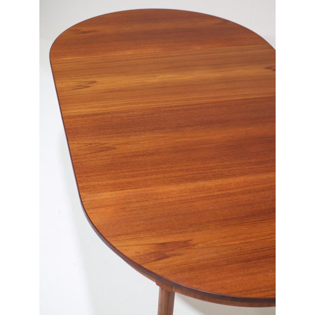 1960s Extendable Round Teak Dining Table, 1960s For Sale - Image 5 of 18