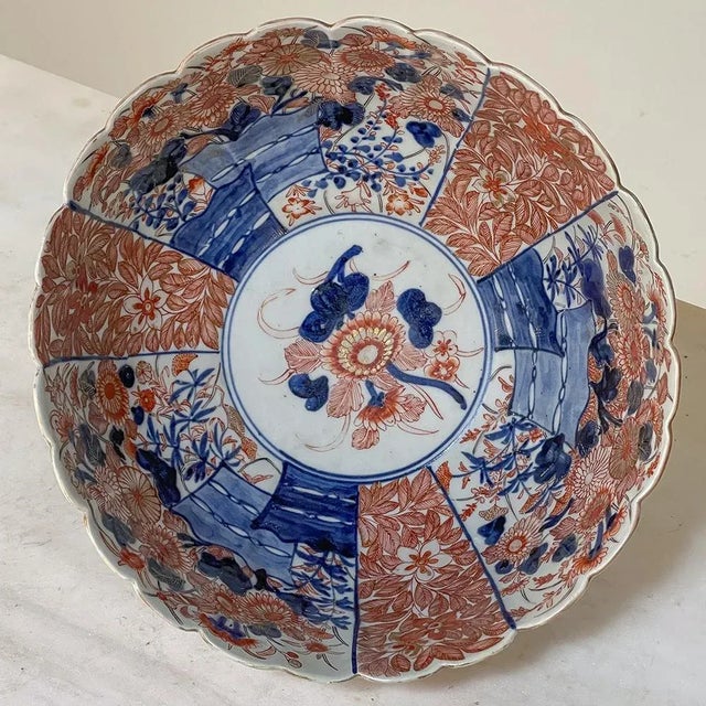 19th Century Imari Hand-Painted Serving Bowl For Sale - Image 11 of 13