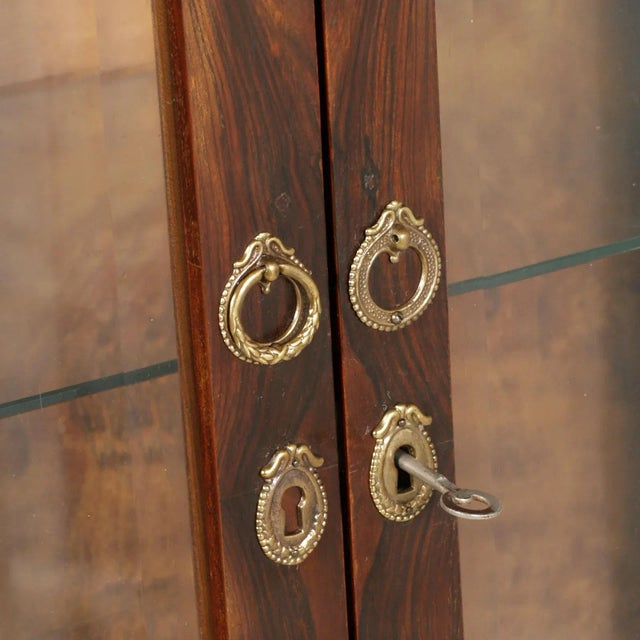 Brown Art Deco Burl Walnut Credenza and Display Cabinet by Testolini & Salviati, 1920s, Set of 2 For Sale - Image 8 of 13