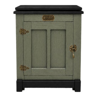 Vintage White Clad Swivel-Top Nightstand in Old Chapel Sagewood™ & Onyx Black For Sale