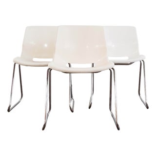 Stackable Overman Chairs in White Plastic by Svante Schöblom, Set of 3 For Sale