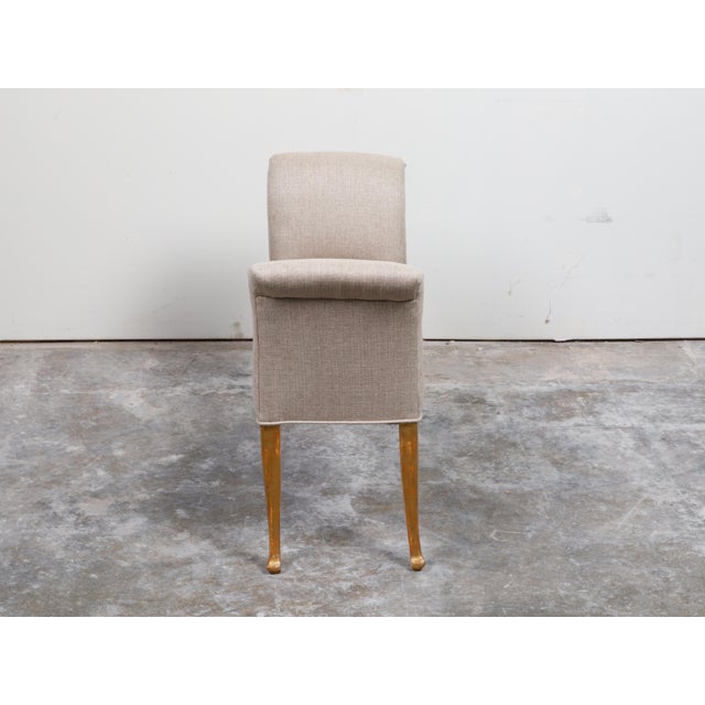 French Mid 20th Century Giltwood Bench with Saber Legs and New Upholstery For Sale In Atlanta - Image 6 of 9