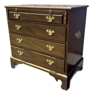 Kittinger Colonial Williamsburg Mahogany Bachelor's Chest