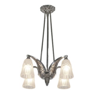 Degue & Vandamme French Art Deco Nickeled Bronze & Frosted Glass Chandelier 1930s For Sale