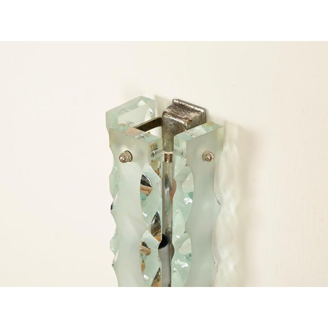 Gold Hand-Chiseled Glass and Chrome Sconces attributed to Cristal Art, Italy, 1970s, Set of 2 For Sale - Image 8 of 11