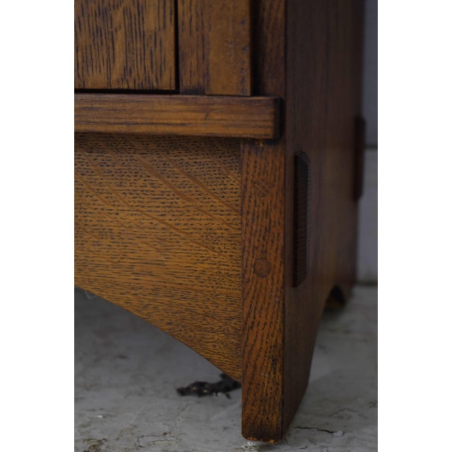 Stickley 2 Door Mission Oak Leaded Door Bookcase For Sale - Image 9 of 16