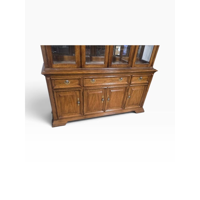 Late 20th Century Vintage Thomasville Oak Glass Display China Cabinet & Hutch For Sale - Image 5 of 7
