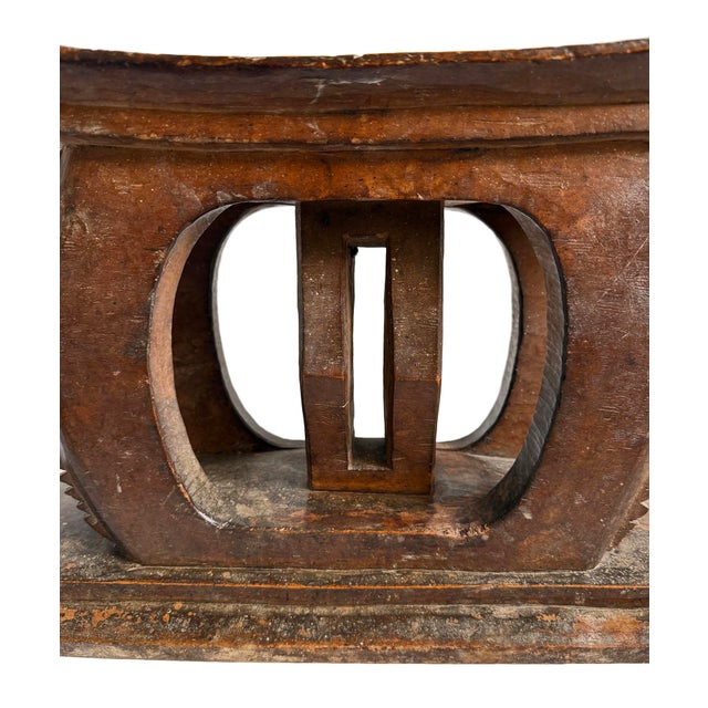 Old Vintage Asante Tribal African Wood Low Stool For Sale In Los Angeles - Image 6 of 8