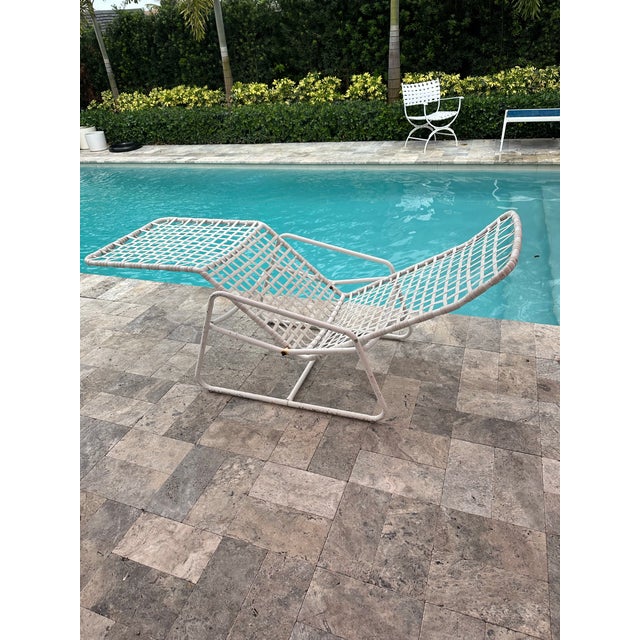 Mid-Century Modern 1960s Zero Gravity Lounge Chair by Brown Jordan For Sale - Image 3 of 9