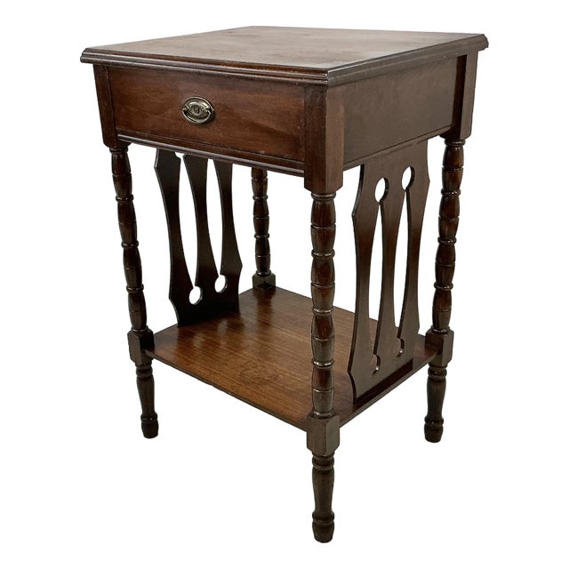 Early 1900s Antique English Traditional Hollywood Regency Victorian Side Table For Sale