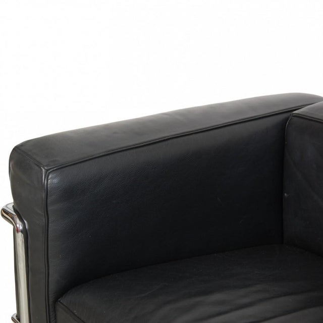 LC3 Chair in Black Leather by Le Corbusier, 2010s For Sale - Image 3 of 17