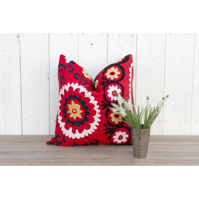 Red Summer Vintage Floral Suzani Pillow For Sale - Image 8 of 9