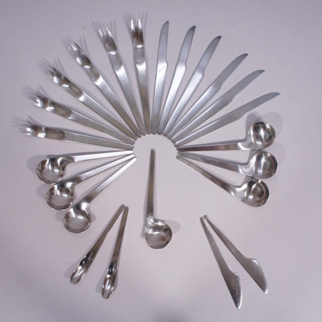 Vintage Model 660 Cutlery by Arne Jacobsen for Anton Michelsen, 1950s, Set of 23, in Good conditions. Designed 1950 to...