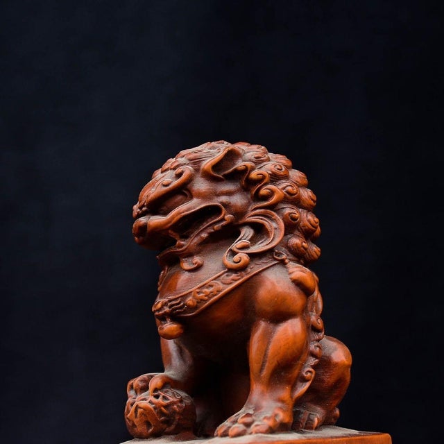 Wood Vintage Boxwood Carved Guardian Lion Figure – Seated Foo Dog on Rectangular Base For Sale - Image 7 of 9