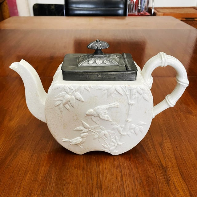 Antique White 1874 Copeland Spode White Bisque Sparrows & Bamboo With Pewter Lid Tea Pot For Sale - Image 8 of 10