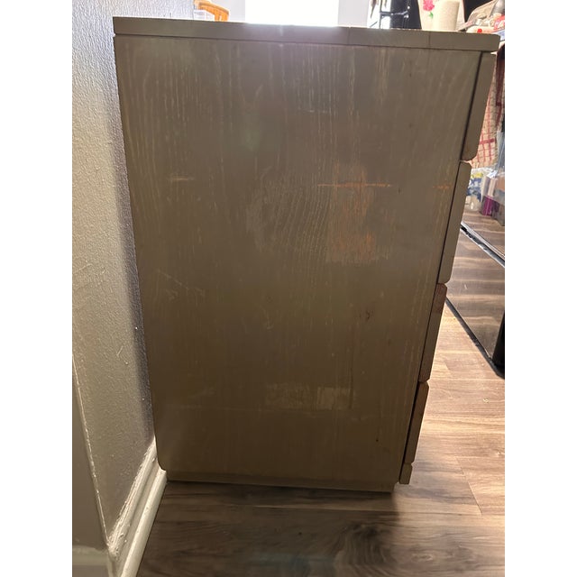 1950s 1950s Mengel Permanized Mid-Century Cerused Oak Nightstand / Bedside Chest — Original Finish For Sale - Image 5 of 6