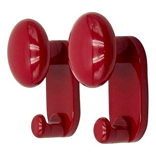Modern Wall Hooks in Glossy Red by Carlo Bartoli, 1970s, Set of 2 For Sale