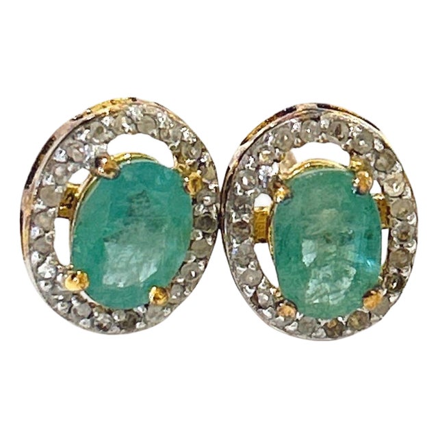 Bochic "Orient" Diamond & Emerald Stud Earrings Set In 18K Gold & Silver For Sale