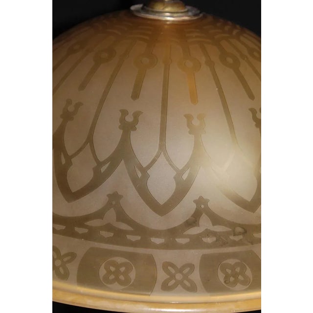 A Regency Onyx And Etched Glass Table Lamp. For Sale - Image 10 of 11