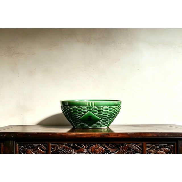 Art Deco Chinese Old Ceramic Pot,Hongzhi Marked Green Glaze Porcelain Bowl Hand Carving For Sale - Image 3 of 12