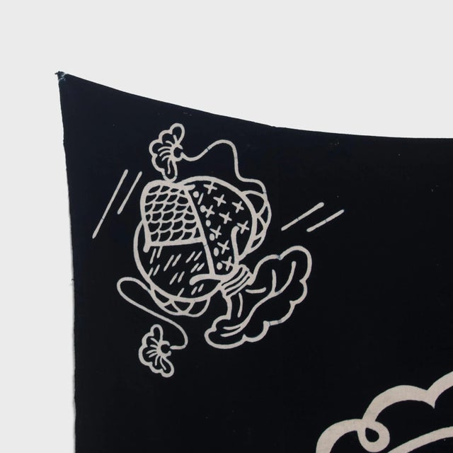 Vintage Japanese Indigo Folk Kamon Textile For Sale In Chicago - Image 6 of 8