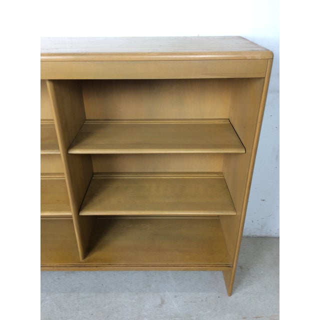 Mid Century Modern Heywood Wakefield Bookcase With Adjustable Shelves For Sale In Philadelphia - Image 6 of 14