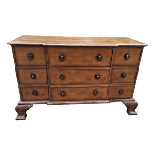 Early 20th Century Baker Furniture American Traditional 9-Drawer Dresser | Handcrafted Usa | Carved Bracket Feet For Sale
