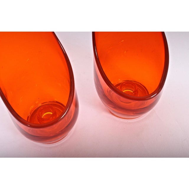 Viking Glass Company 1960s Tall Viking Epic Taperglow Tangerine Art Glass Candle Sticks- a Pair For Sale - Image 4 of 6