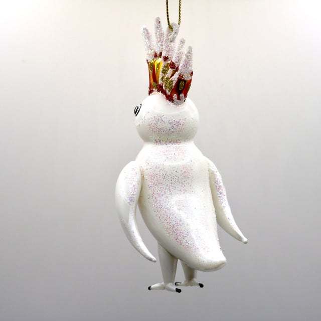 Artisan European Mouth-Blown Glass Cockatoo Bird Holiday Ornament – Pink & White For Sale - Image 4 of 9