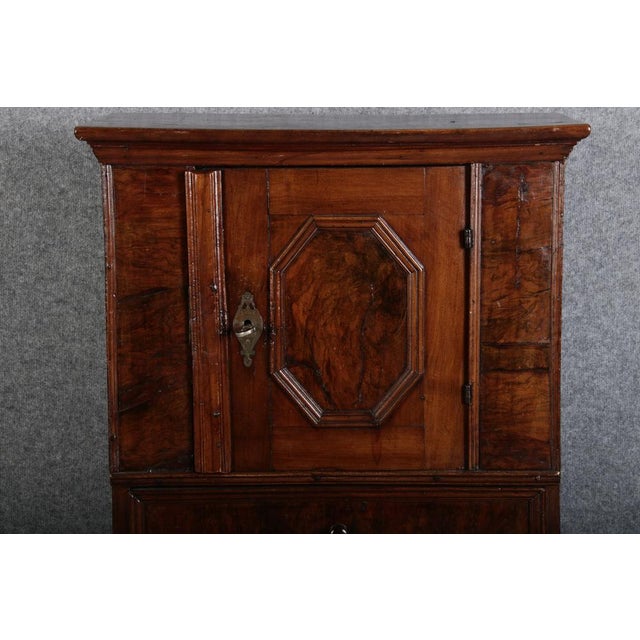 18 Century Baroque Walnut Cabinet Chest of Drawers, 1720s For Sale - Image 11 of 18