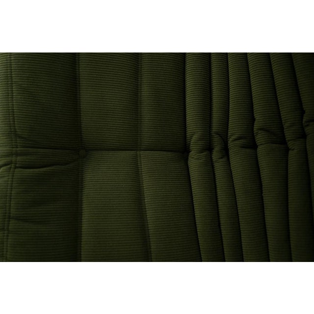 Set of Togo Lounge Chair and Pouf in Khaki Corduroy by Michel Ducaroy for Ligne Roset, 1973 For Sale - Image 15 of 18
