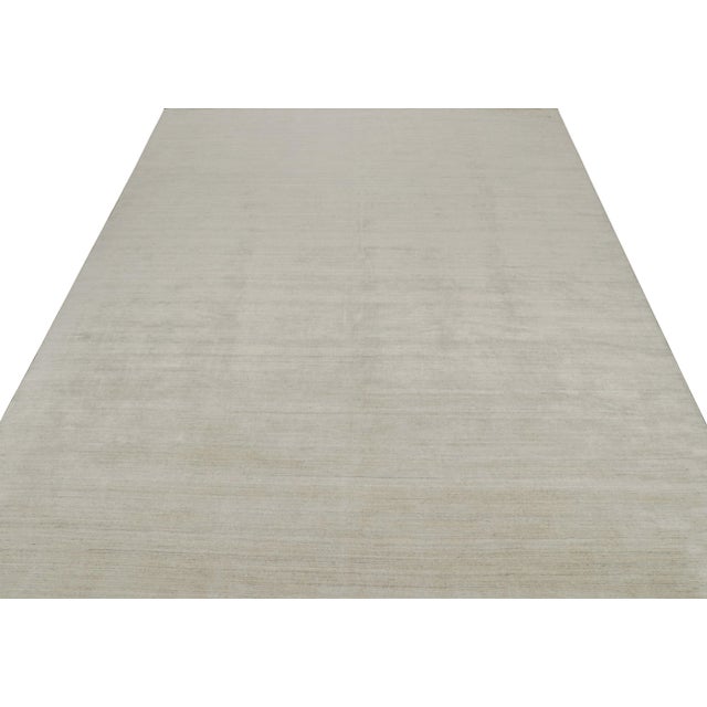 Contemporary Rug & Kilim’s Contemporary Rug in Solid Gray and Beige Tones For Sale - Image 3 of 7