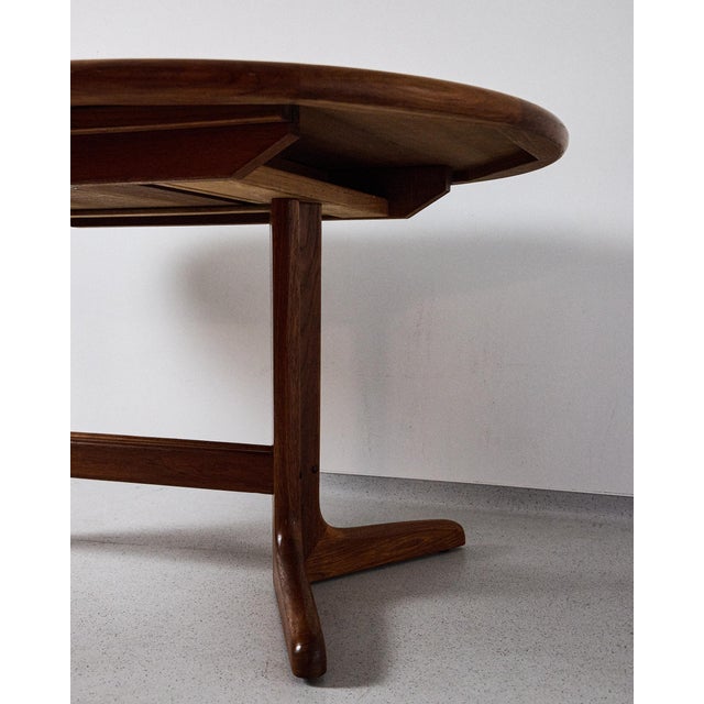 1960s Oval Teak Extendable Dining Table from G-Plan, 1950s For Sale - Image 5 of 7