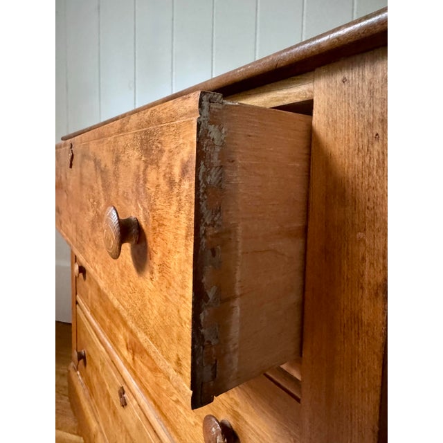 19th Century English Chest of Drawers For Sale - Image 4 of 12