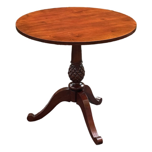 Ethan Allen British Classics Lamp Table For Sale