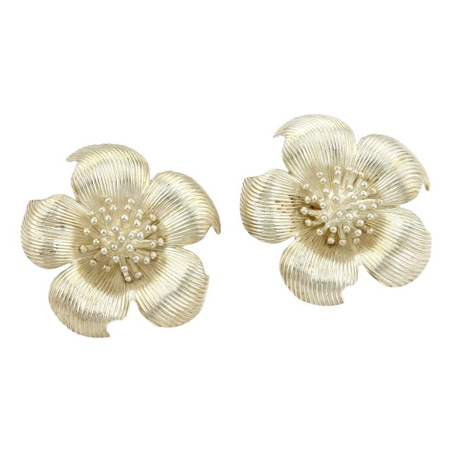 Tiffany & Co. Large Dogwood Flower Sterling Silver Clip On Earrings For Sale