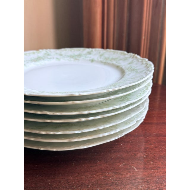 Ceramic Late 19th Century Elite Works Limoges France Porcelain Dinner Plates Green Floral Garland Scalloped Edge, 7 For Sale - Image 7 of 11