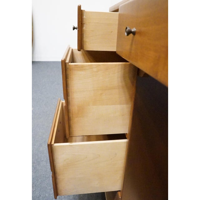 Wood Ethan Allen Heirloom Nutmeg Maple CRP Custom Room Plan 40" Student Writing Desk 10-4550p For Sale - Image 7 of 12