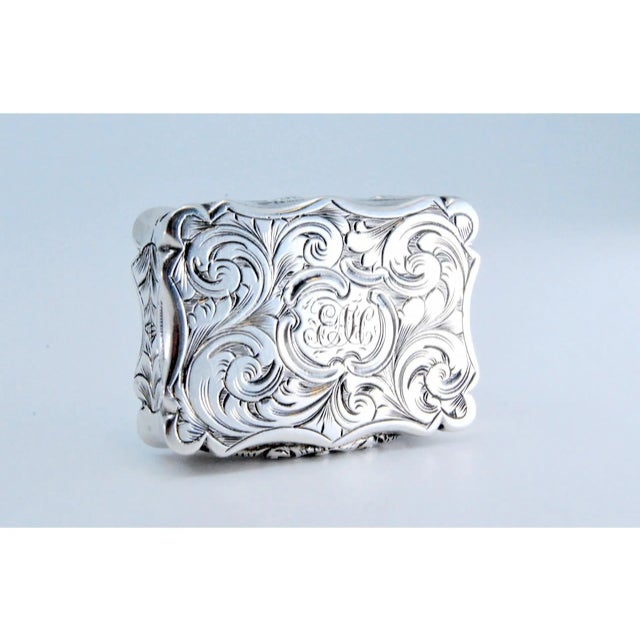 Victorian Silver and Gold Vinaigrette Box with Engravings For Sale - Image 10 of 11